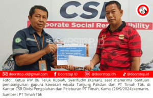 Dorong Pengembangan Wisata Lokal,  PT Timah Serahkan Bantuan Pembangunan Gapura ke Masyarakat Tanjung Pakdan