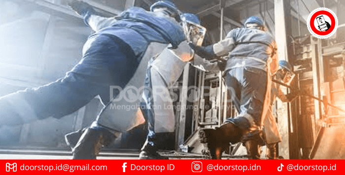 PT Timah Aktif Salurkan Bansos untuk Tingkatkan Kualitas Hidup Masyarakat di Lingkar Tambang