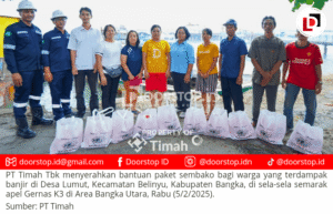 PT Timah Salurkan Bantuan Paket  Sembako bagi Warga Terdampak Banjir di Desa Lumut