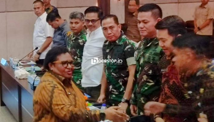 Pilkada Ulang 2025, Wamendagri Tekankan Pentingnya Koordinasi dan Partisipasi Masyarakat