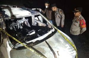 Tulang Belulang Ditemukan dalam Mobil Terbakar di Samping Soll Marina, Diduga Manusia