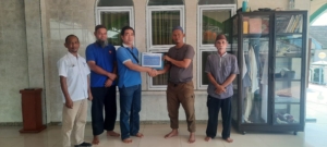 PT Timah Salurkan Bantuan untuk Perbaikan Masjid Al Muhajirin Nelayan 1 Sungailiat