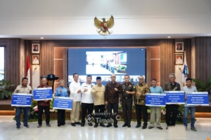 Wujudkan Kesejahteraan dan Kemandirian Desa, PT Timah Serahkan Bantuan untuk 18 BUMDes di Babel
