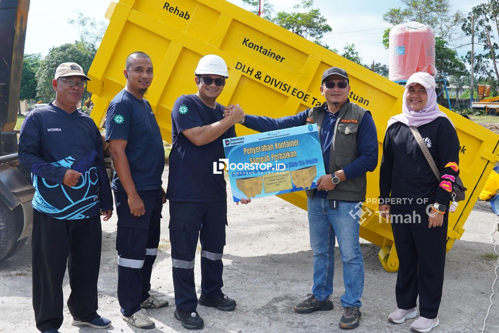 Bantu Penanganan Sampah, PT Timah Dukung Perbaikan Kontainer Sampah di Kabupaten Bangka