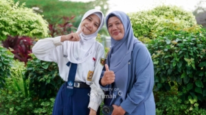 Beasiswa PT Timah Bantu Rindu Rifiani Wujudkan Mimpi
