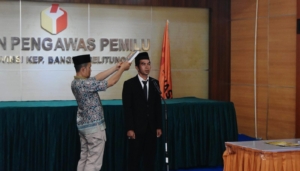 Andi Budi Yulianto Resmi Dilantik sebagai PAW Anggota Bawaslu Bangka, Siap Perkuat Pengawasan Pilkada Ulang 2025