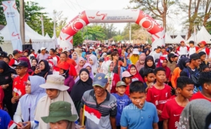 Semaraknya Pekan Sehat HUT ke-49 PT Timah di Belitung Timur, Ribuan Warga Tumpah Ruah Berjalan Sehat