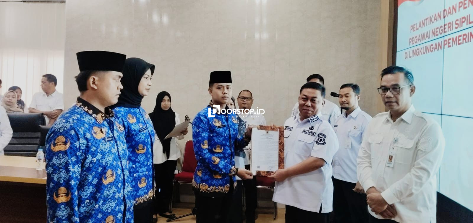 Pj Wali Kota Pangkalpinang Dorong Penempatan PNS Lulusan IPDN di Kelurahan: Agar Pelayanan Masyarakat Lebih Baik