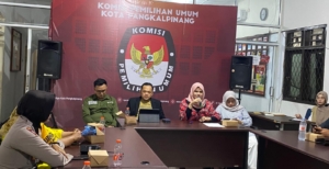 KPU Pangkalpinang Tertibkan APK Jelang Masa Tenang Pilwako 2025