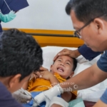 HUT ke-49, PT Timah Khitan 617 Anak di Empat Provinsi Gratis