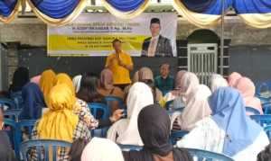 Eddy Iskandar Serap Aspirasi Warga Gandaria: Dari BPJS, Sampah hingga Bantuan Hukum