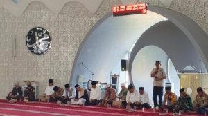 Gelar Tabligh Akbar dan Nganggung di Masjid Agung Kubah Timah, Subekti: Jaga Persatuan Bangun Kota Pangkalpinang