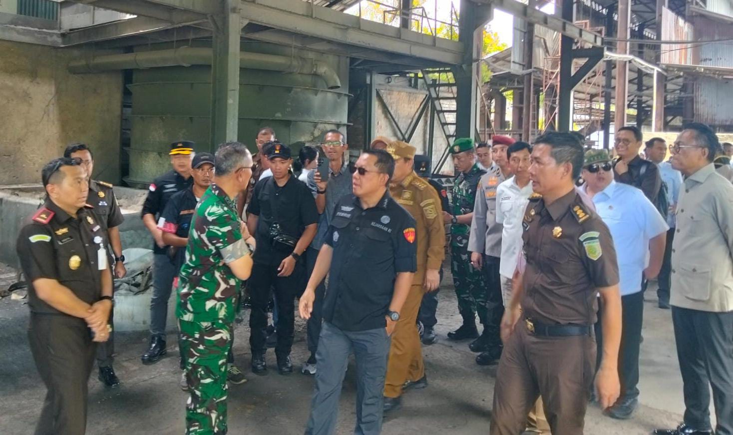 Jampidsus Kejagung dan Satgas PKH Tinjau Smelter PT Tinindo Inti Perkasa, Kawal Tata Kelola Timah Sesuai Arahan Presiden
