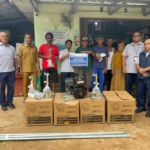 Empat Nelayan di Belitung Timur Terima Bantuan Mesin Ketinting dari PT Timah Tbk