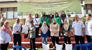 Pemkot Pangkalpinang Salurkan 2,5 Ton Beras Cadangan untuk Warga Kecamatan Gabek