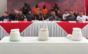 Bea Cukai Kepri dan TNI AL Batam Gagalkan Penyelundupan 25,9 Ton Timah Asal Belitung ke Malaysia