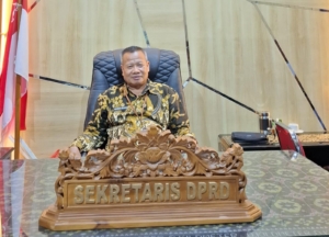Dato’ Akhmad Elvian Purna Bakti sebagai PNS