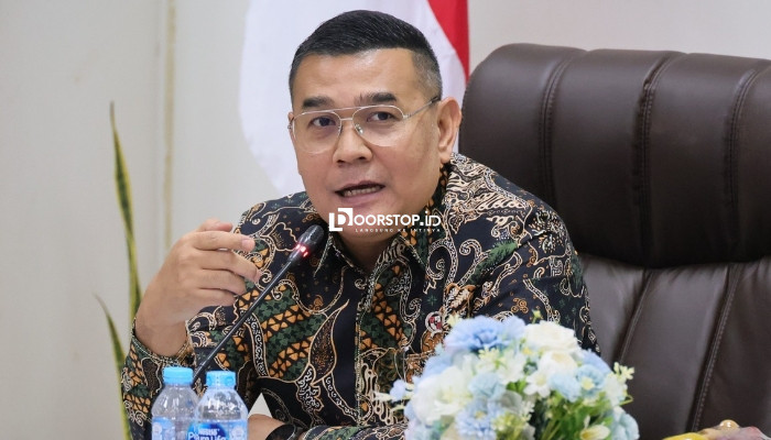 Pimpin Monev Penyelesaian Layanan Pertanahan, Wamen Ossy Tegaskan: Berkas Masyarakat Harus Tuntas