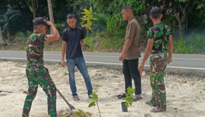 Satgas TMMD ke-127 Kodim 0432/Basel Tanam 300 Pohon di Pulau Lepar
