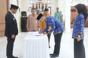 Pemprov Babel Lantik Enam PNS Lulusan Poltek Transportasi Darat Indonesia
