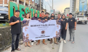 PWI Pokja Pangkalpinang Bagikan 300 Paket Makanan Berbuka Puasa Gratis