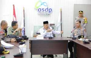 Gubernur Hidayat Arsani Tinjau Arus Mudik di Pelabuhan Tanjung Kalian, Dorong Perbaikan Sistem Pelayanan Penumpang