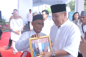 Gubernur Hidayat Arsani Gelar Open House Lebaran Idulfitri