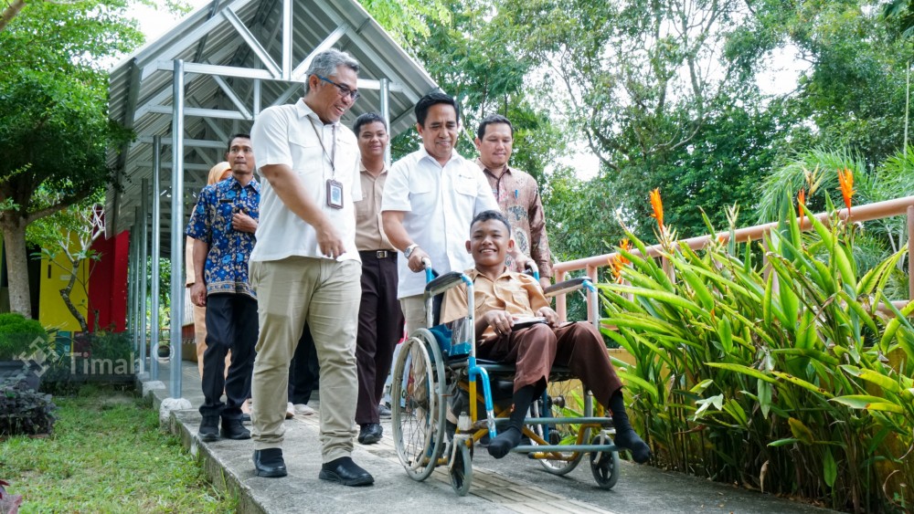 Membatik hingga UMKM, Langkah Nyata PT TIMAH Mendorong Kemandirian Difabel di SLB Mentok