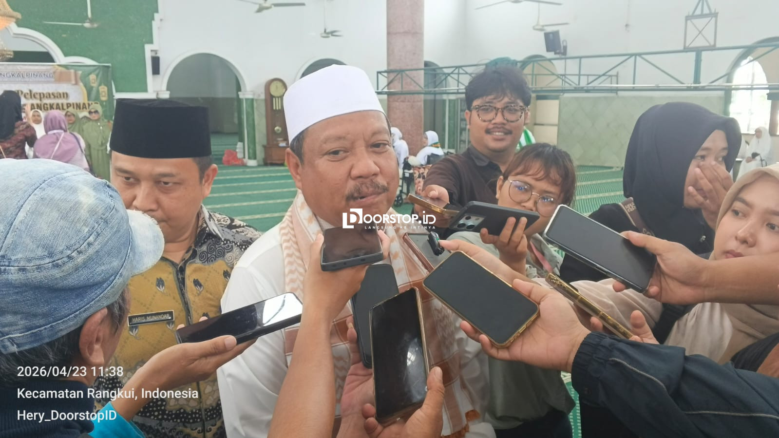 Lepas 293 Jemaah Calhaj Pangkalpinang, Prof Udin: Ini Panggilan Allah, Jaga Sabar dan Akidah