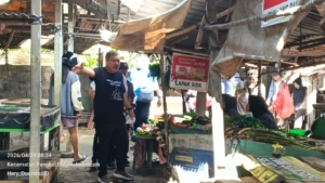 Jumat Asri di Pasar Rumput dan Jerambah Gantung, Prof Udin Sampaikan Ini
