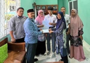 BAZNAS Babel Kucurkan Rp8,4 Juta untuk Lunasi Tunggakan Biaya 7 Siswa SMK PGRI Pangkalpinang