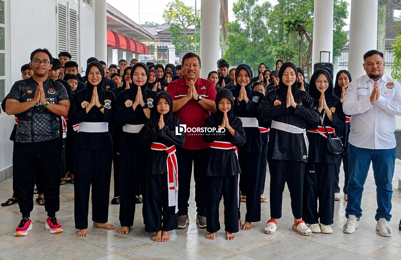 Lepas 80 Atlet SMI Pangkalpinang ke Kejurda Timah Cup 2026, Prof Udin Targetkan Juara