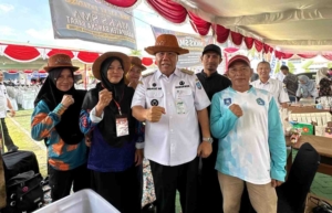 Tinjau Stan LKS-FLS3N 2026, Gubernur Babel Borong Produk dan Motivasi Siswa Babel