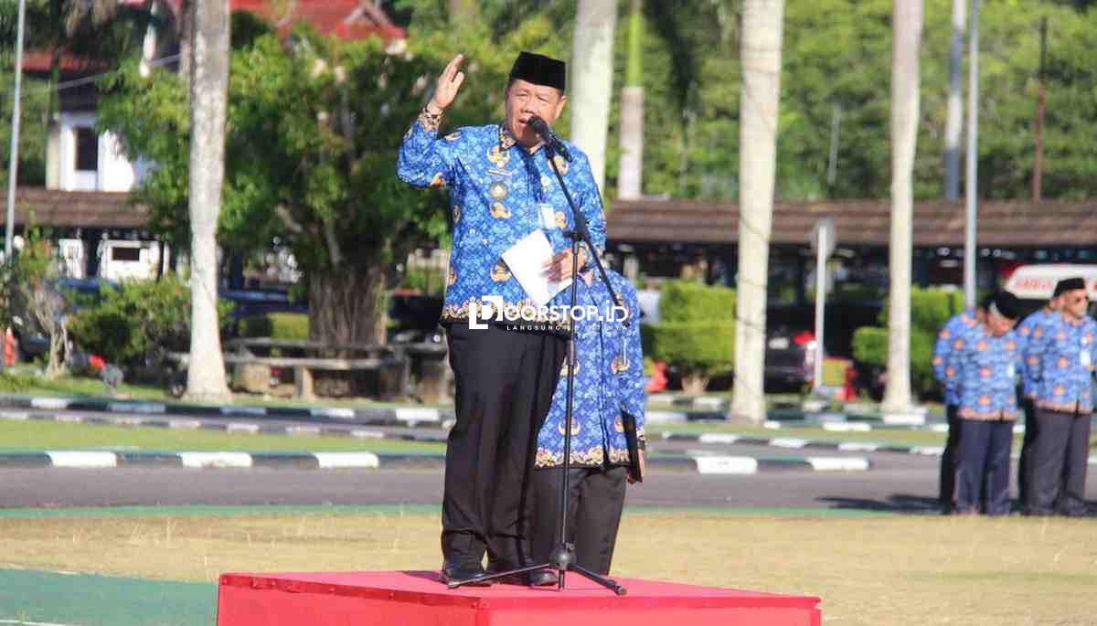 Gubernur Babel Tekankan Kedisiplinan dan Etos Kerja ASN dalam Upacara Bulanan Pemprov