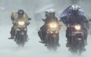 Siap-siap Jas Hujan, Ini Prakiraan Cuaca Kota Pangkalpinang Besok