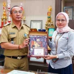 Promosikan Wastra Bangka Belitung, PT TIMAH Dukung Kain Cual Tampil di Dekranas 2026