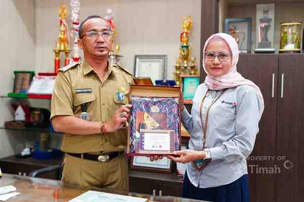 Promosikan Wastra Bangka Belitung, PT TIMAH Dukung Kain Cual Tampil di Dekranas 2026