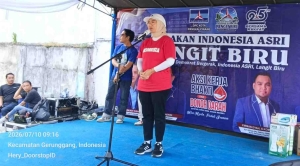 Hadiri Kerja Bakti dan Aksi Sosial Partai Demokrat, Cece Dessy Ajak Bersinergi Bangun Pangkalpinang