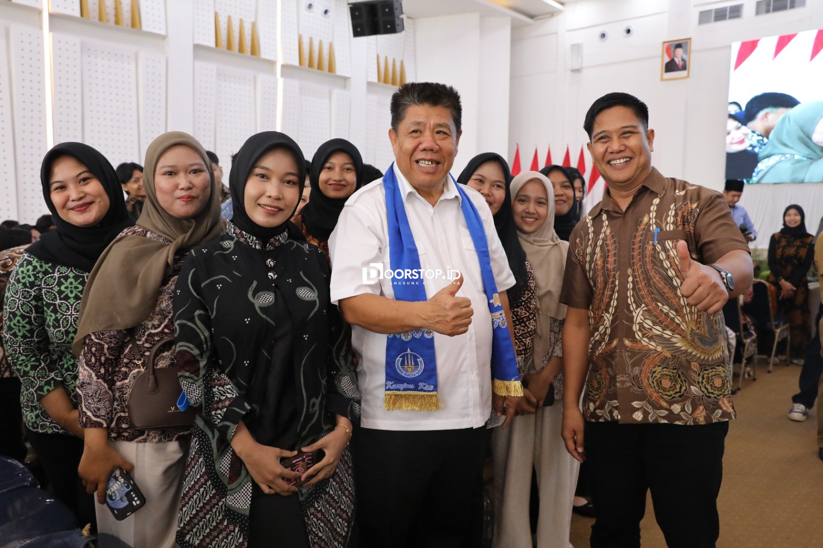Gubernur Babel Ajak Ratusan Calon Lulusan UBB Jadi Pencipta Lapangan Kerja