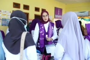 Noni Hidayat Ajak Warga Belitung Maksimalkan Layanan Posyandu 6 SPM