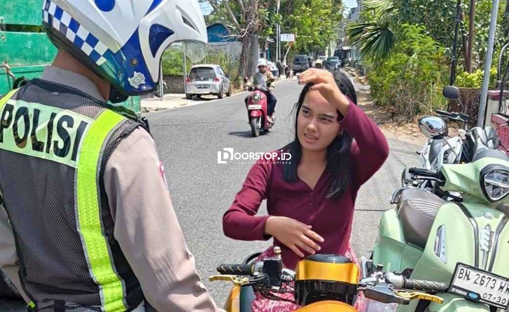 Satlantas Polres Belitung Tingkatkan Kesadaran Tertib Berlalu Lintas Melalui ETLE Handheld