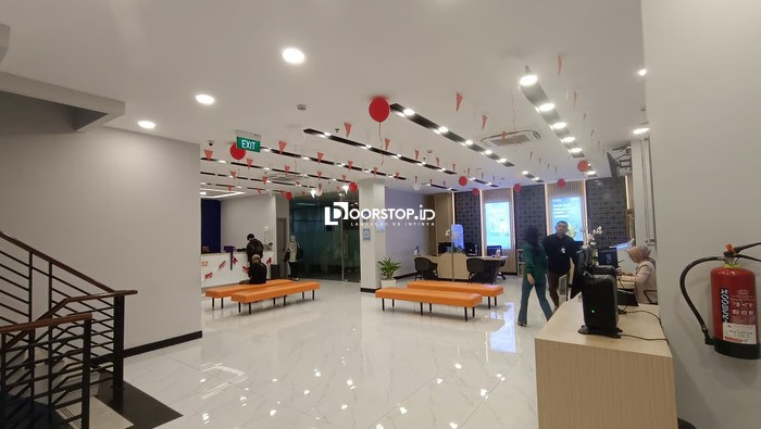 Sambut HUT ke-81 RI, BRI BO Pluit Semarakkan Kantor dengan Dekorasi Nuansa Merah Putih