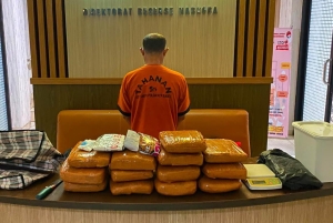 Ditresnarkoba Polda Babel Ringkus Pria di Pangkalpinang, 12.8 Kg Ganja Diamankan