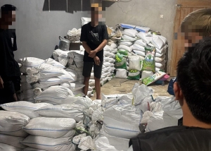 Timgab Bareskrim dan Polda Babel Gagalkan Penyelundupan 28 Ton Timah ke Malaysia