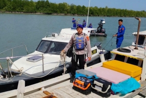 Sat Polairud Polres Belitung Kawal Lomba Mancing Forum Nelayan Baro di Pulau Kalimambang