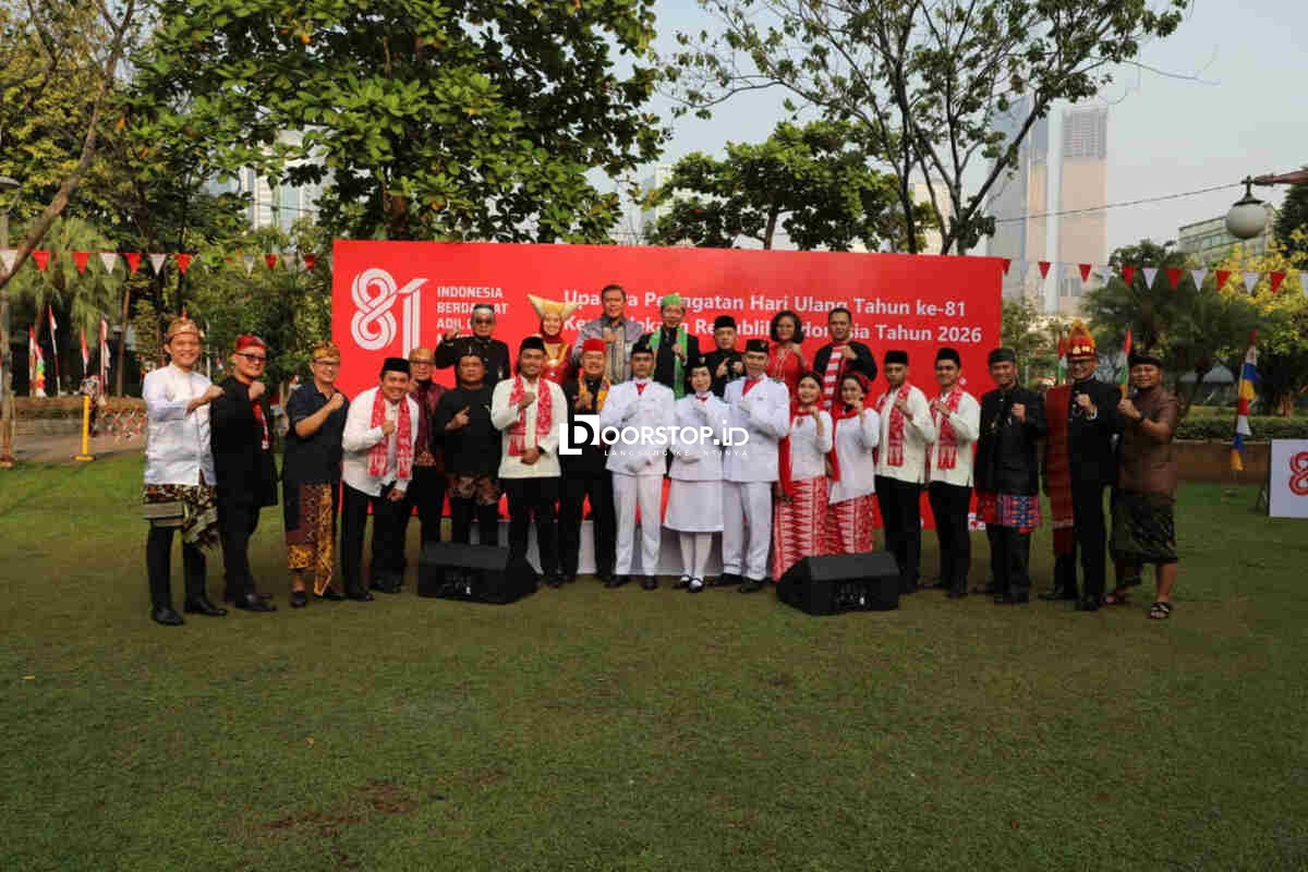 Tim Pengibar Bendera dan Petugas Upacara BRI Region 6 Tampil Penuh Dedikasi