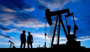 Militer AS Serang Iran, Harga Minyak Brent Langsung Lompat ke 