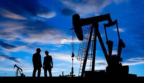 Militer AS Serang Iran, Harga Minyak Brent Langsung Lompat ke 