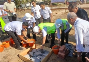 Peletakan Batu Pertama SMPN 11 Pangkalpinang, Gubernur Soroti Kekurangan Guru