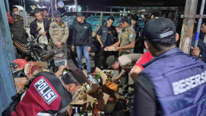 Polres Bangka Barat Tertibkan Penjualan Miras Ilegal, 35 Botol Diamankan